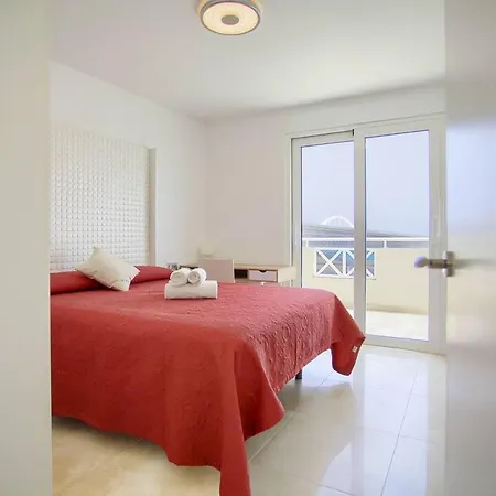De Luxe Paramount Con Piscina & Jacuzzi En 阿德耶
