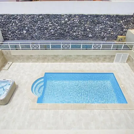 De Luxe Paramount Con Piscina&jacuzzi En *
